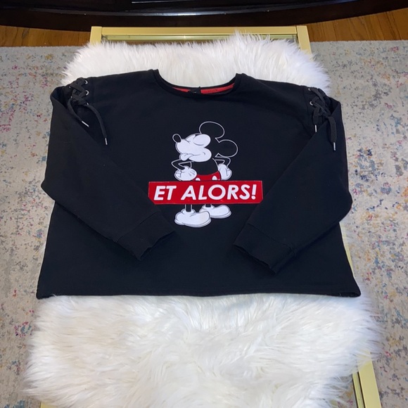 Disney Crop Sweatshirt Mickey saying “ET ALORS!” “So what” approximately size S - Picture 4 of 17